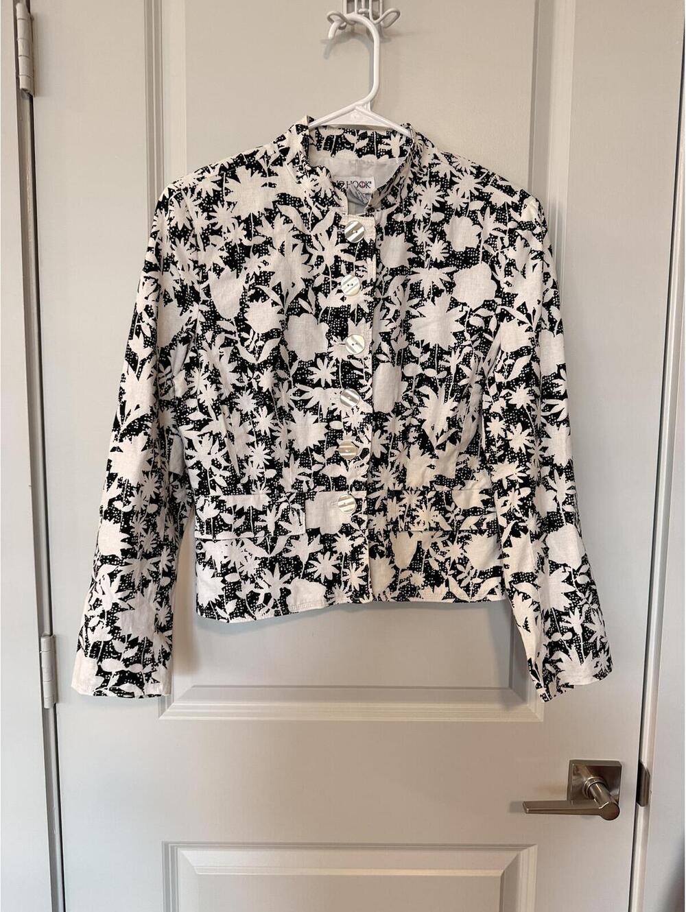 JG Hook Black and White Floral Button-Up blazer